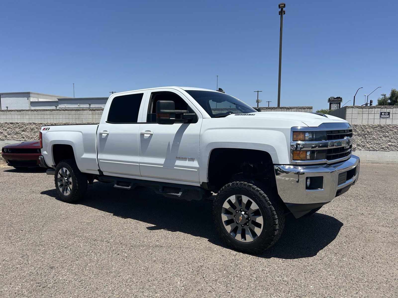 Used 2019 Chevrolet Silverado 2500 LT AWD/4WD image 18