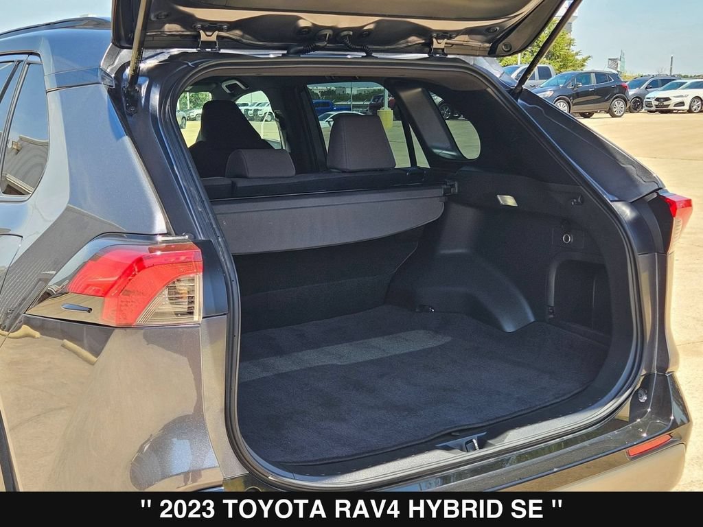 Used 2023 Toyota RAV4 SE AWD/4WD image 33