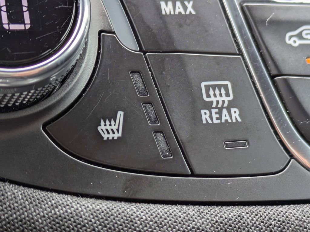 Used 2024 Chevrolet Malibu LT FWD image 21