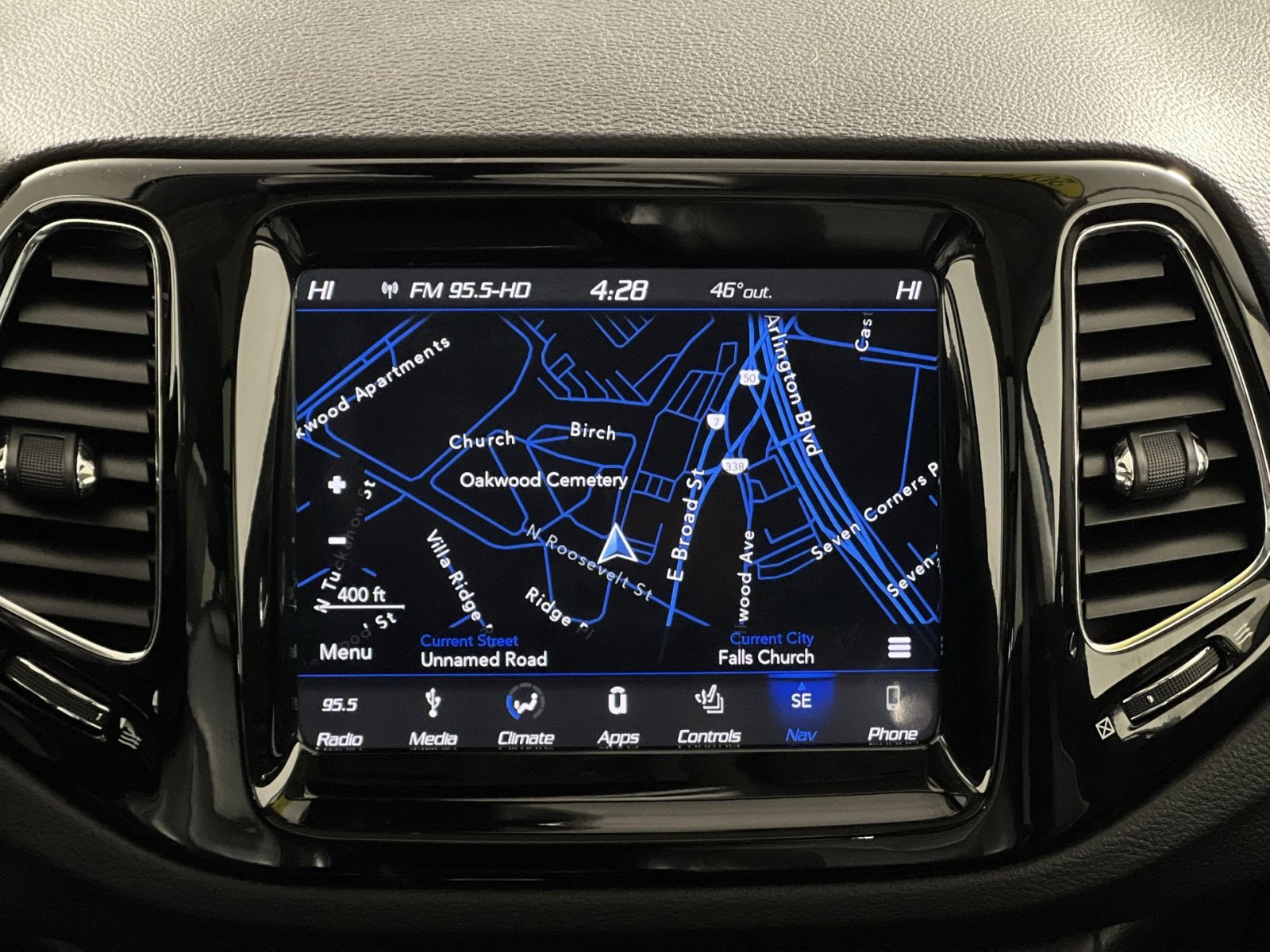 Used 2019 Jeep Compass Limited image 18