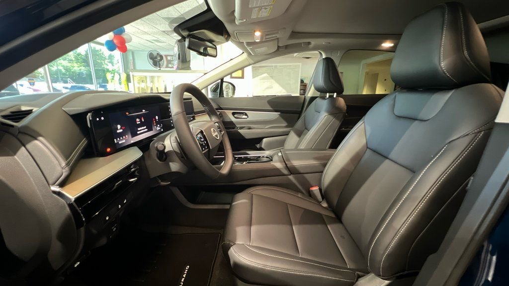 New 2025 Nissan Murano SL image 7