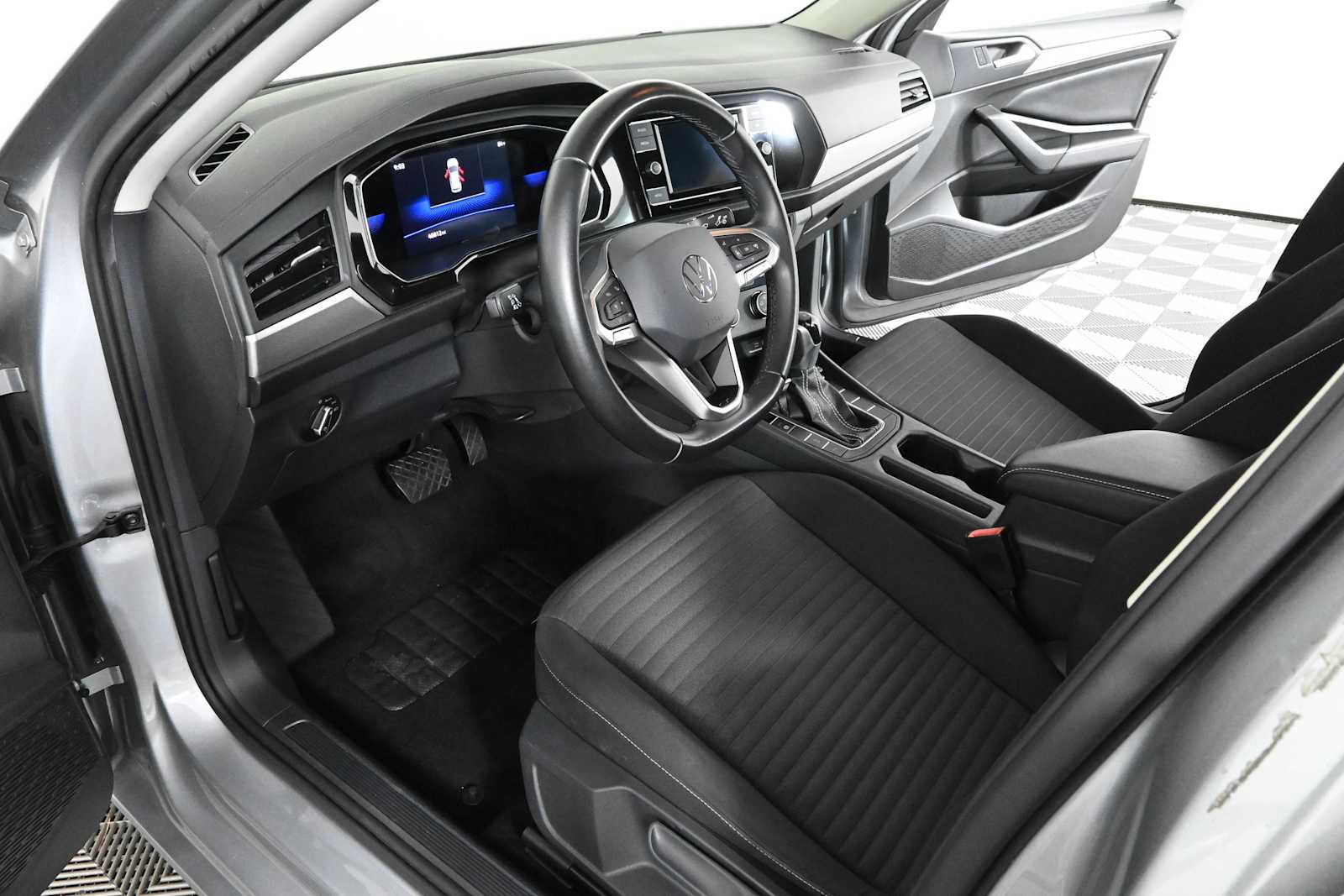 Certified 2022 Volkswagen Jetta S FWD image 15