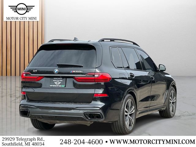 Used 2022 BMW X7 M50i w/ Executive Package image 4