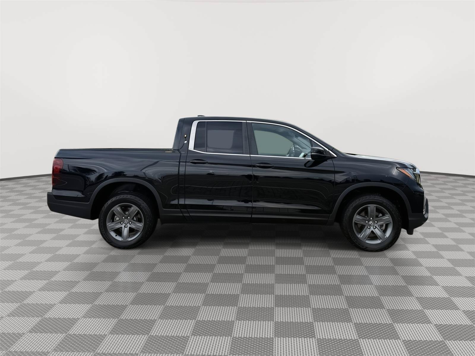 Certified 2023 Honda Ridgeline RTL image 7
