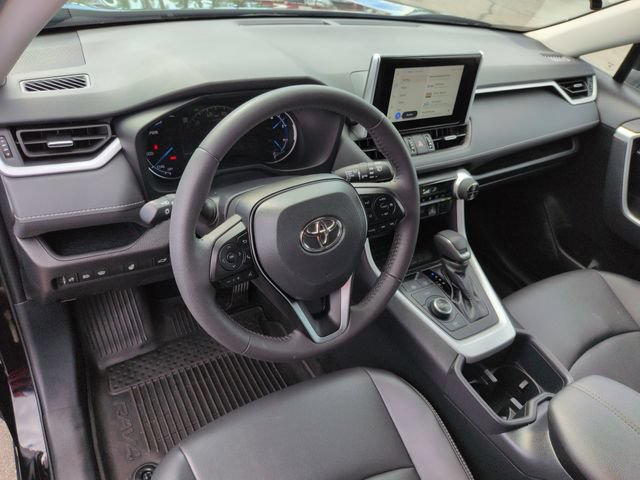 Used 2025 Toyota RAV4 XLE Premium w/ Weather Package AWD/4WD image 9