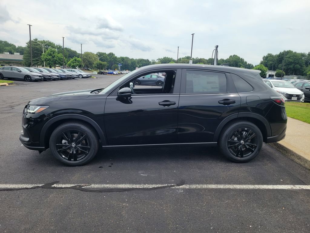 New 2026 Honda HR-V Sport image 8