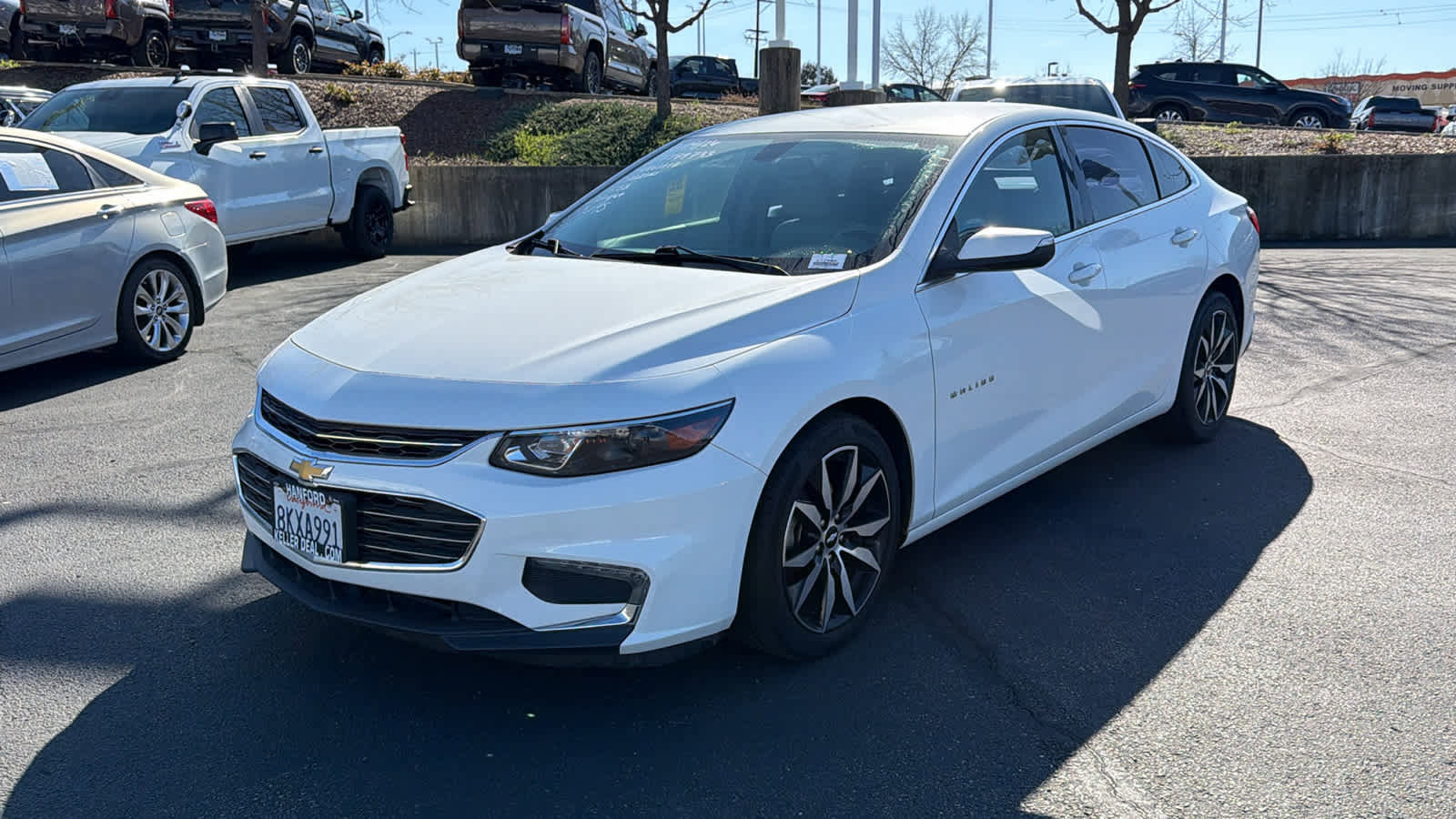 Used 2018 Chevrolet Malibu LT image 1