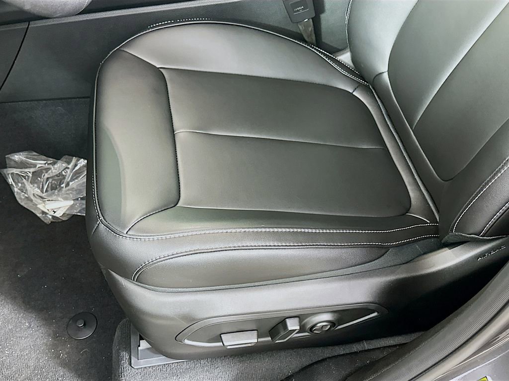 New 2025 Jeep Grand Cherokee L Limited image 26