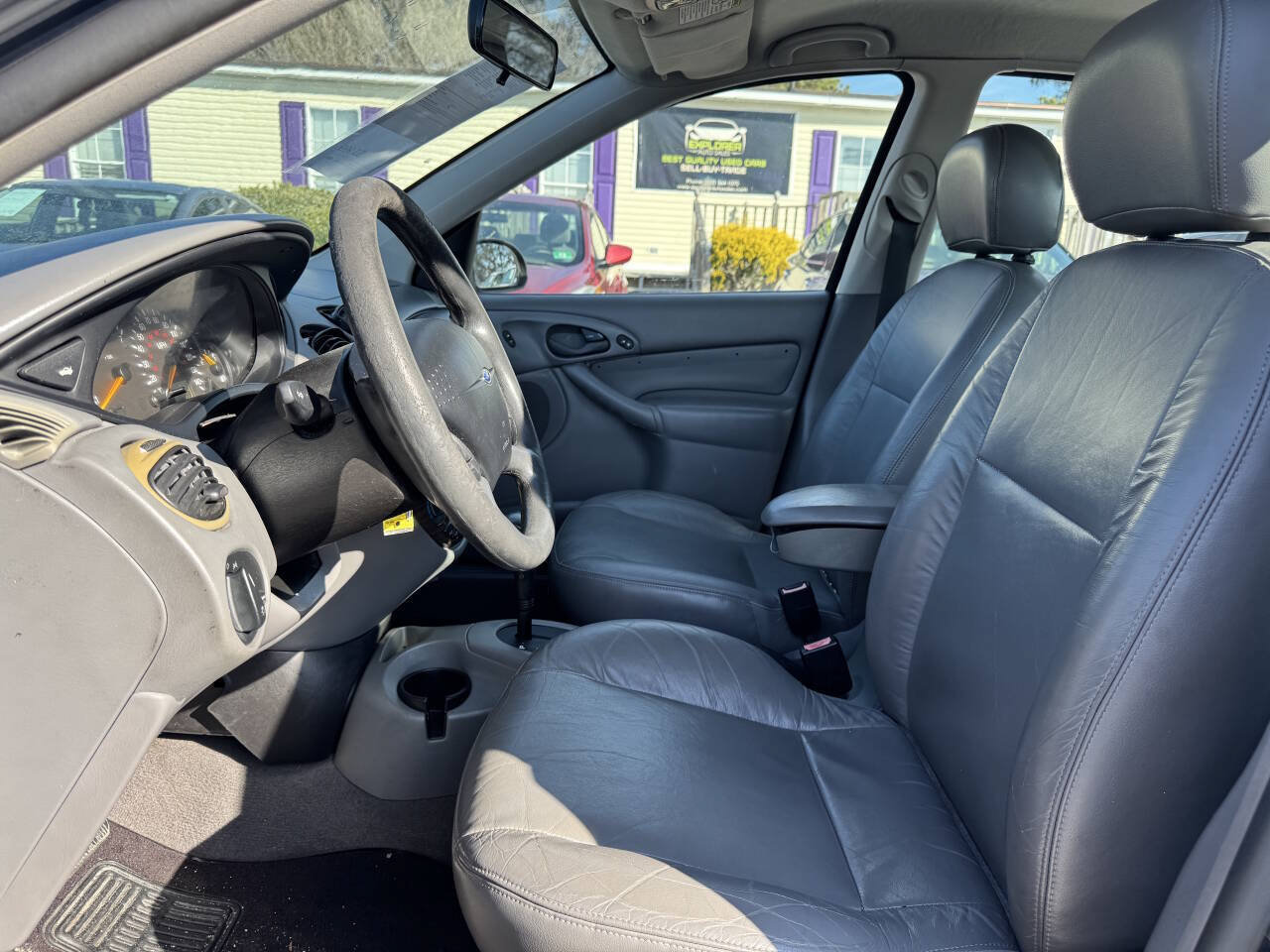 Used 2001 Ford Focus ZTS FWD image 11