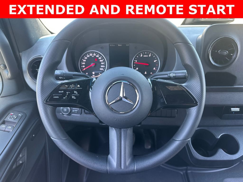 Used 2025 Mercedes-Benz Sprinter 3500 image 23