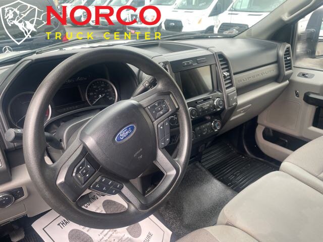 Used 2020 Ford F250 XL w/ STX Appearance Package RWD image 17