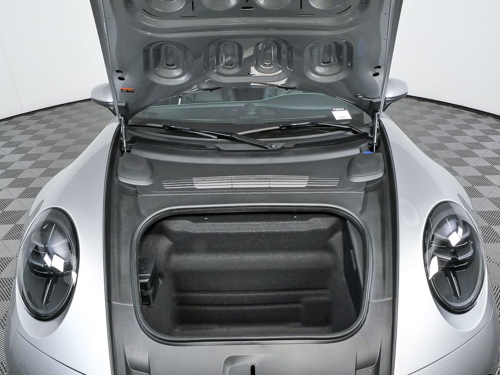 Certified 2026 Porsche 911 Carrera GTS image 32