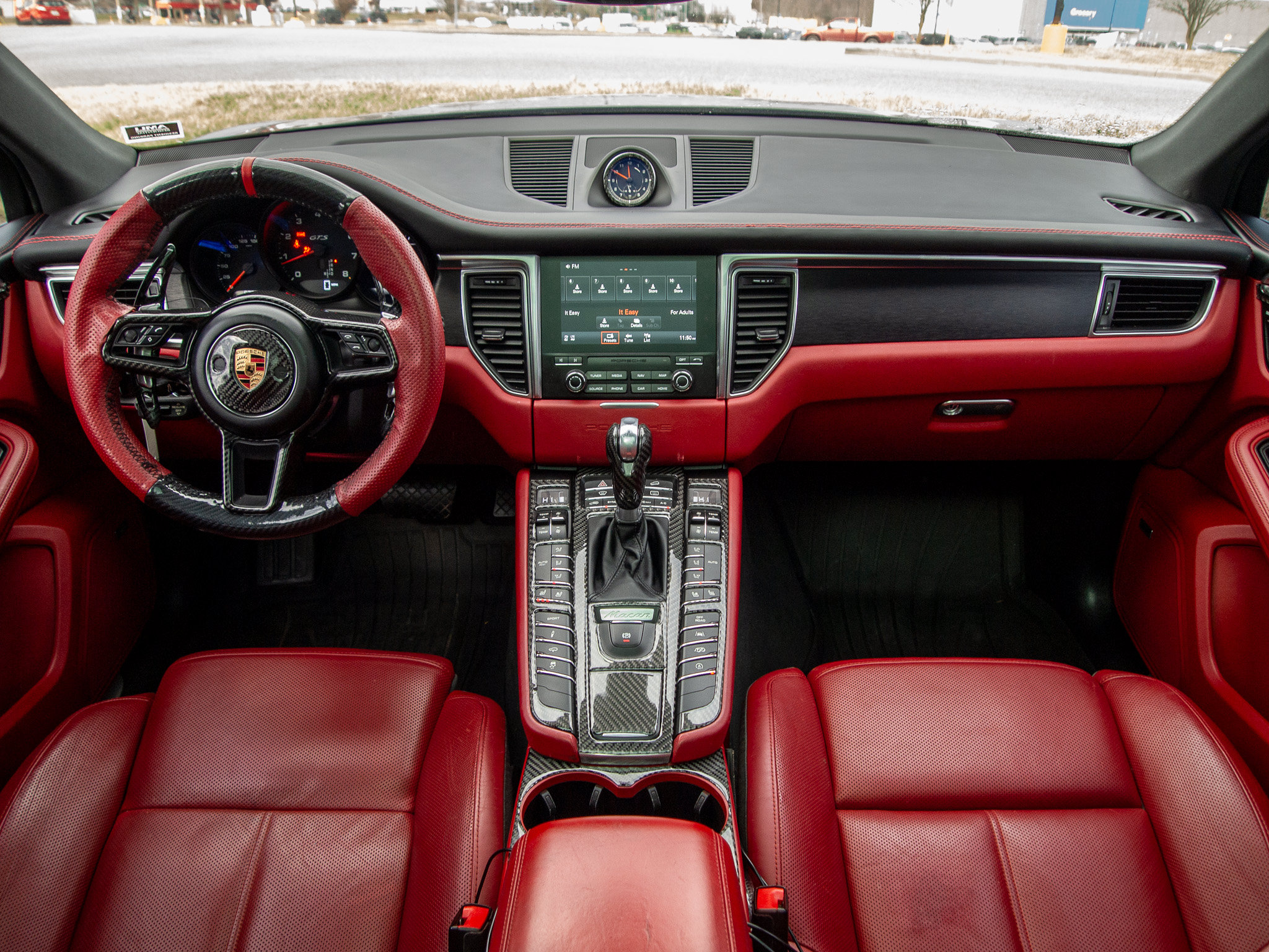 Used 2018 Porsche Macan GTS AWD/4WD image 32