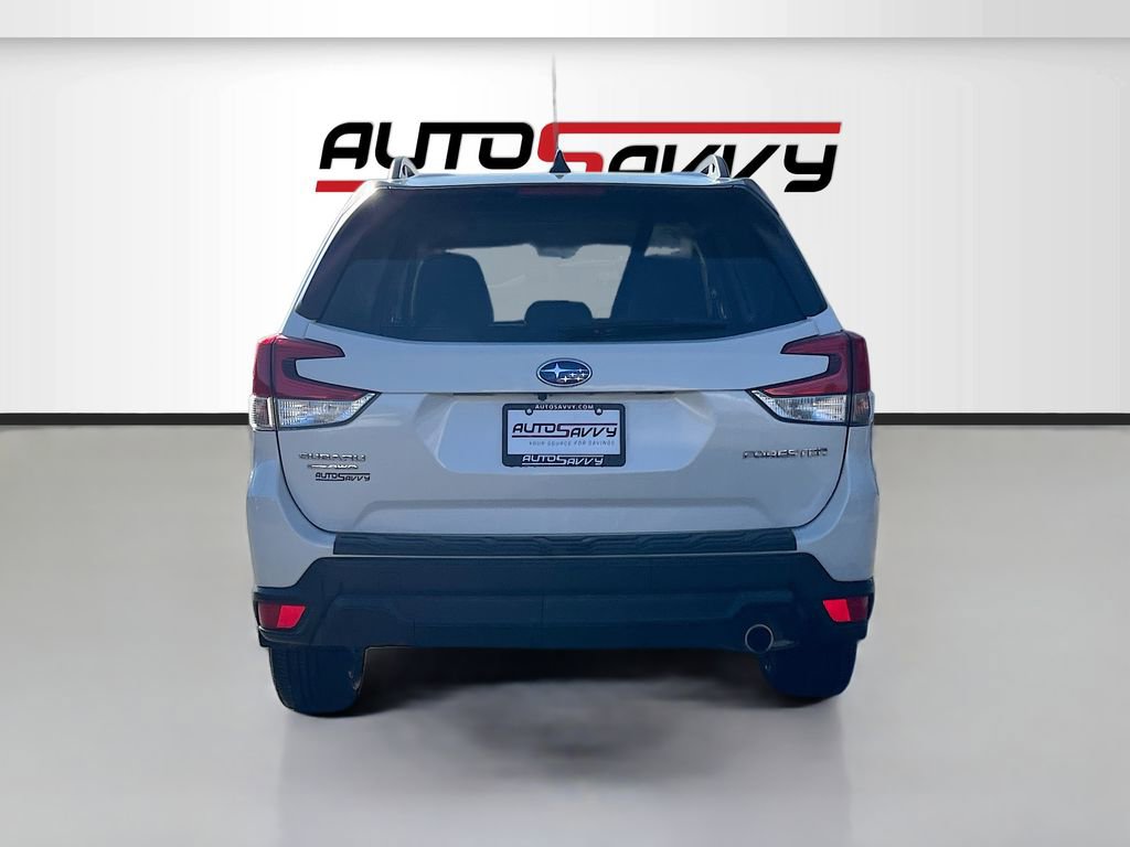 Used 2024 Subaru Forester Limited image 6