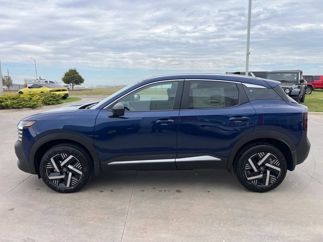 New 2026 Nissan Kicks SV image 4