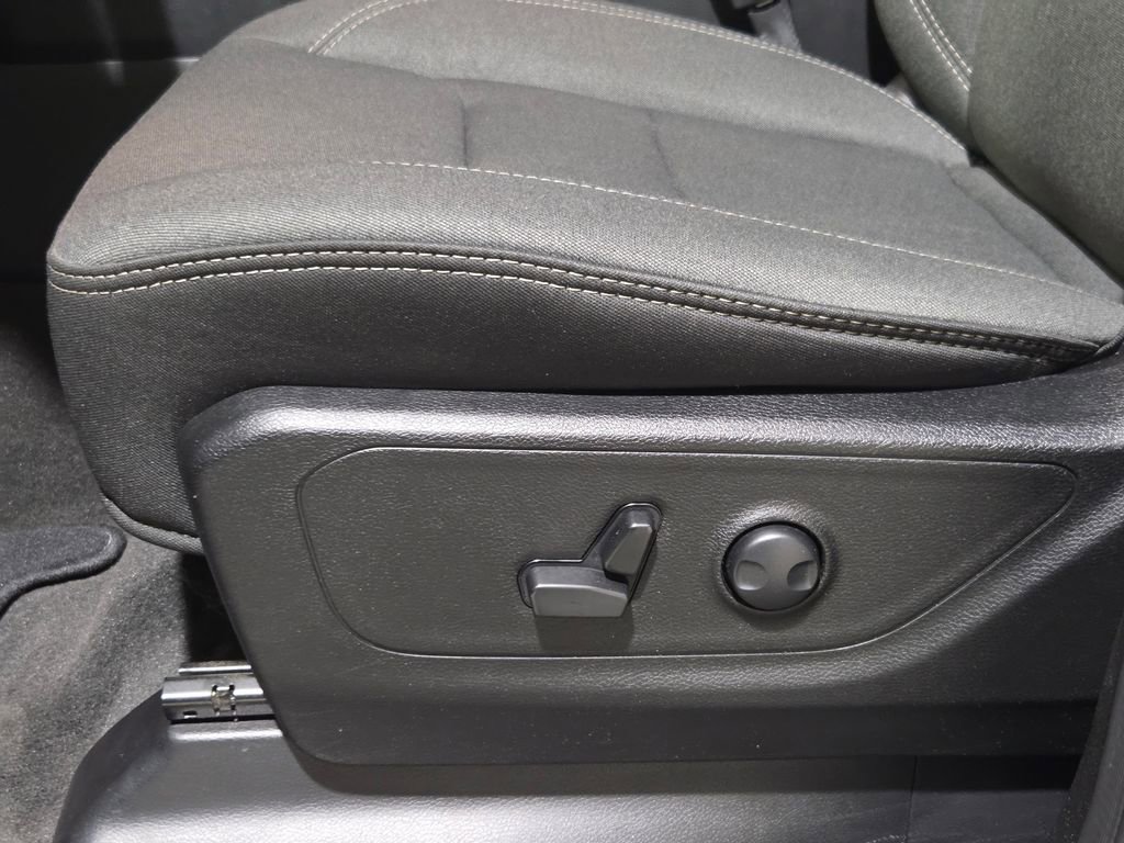 Certified 2023 RAM 1500 Big Horn image 29