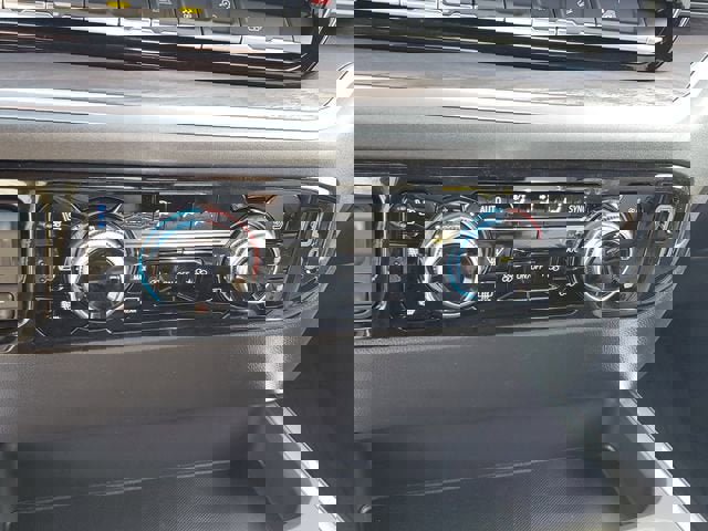 New 2026 GMC Sierra 1500 SLT w/ SLT Premium Plus Package image 26