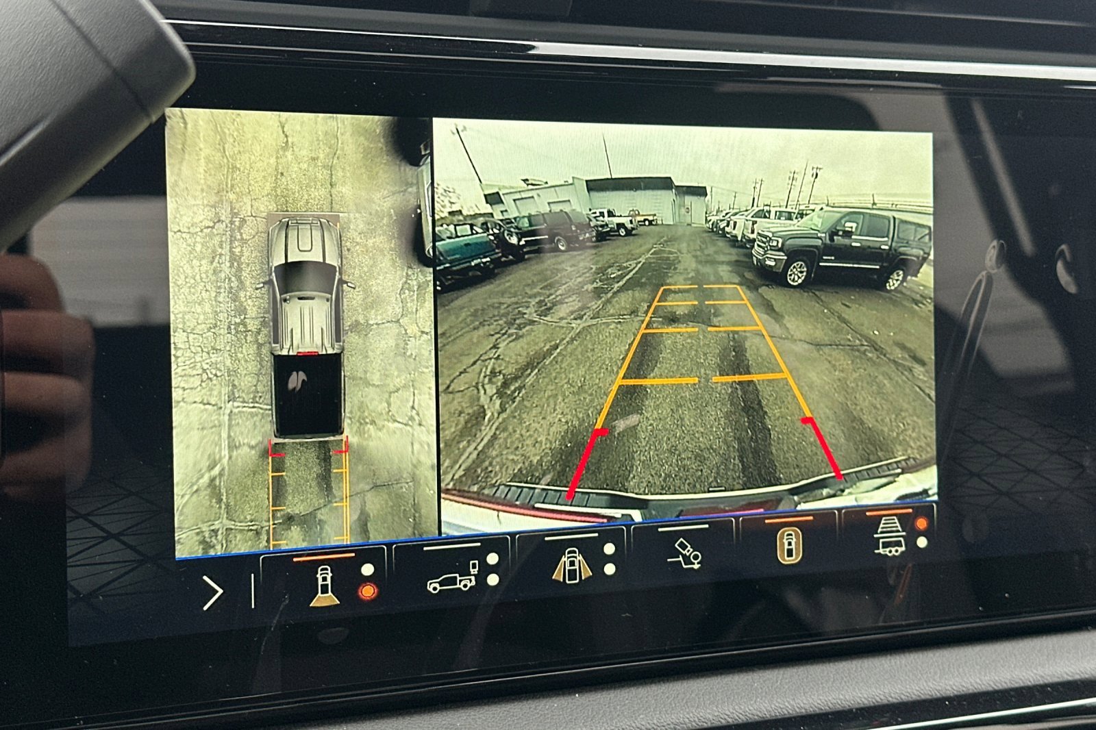 New 2026 GMC Sierra 2500 AT4 w/ AT4 Premium Plus Package image 22