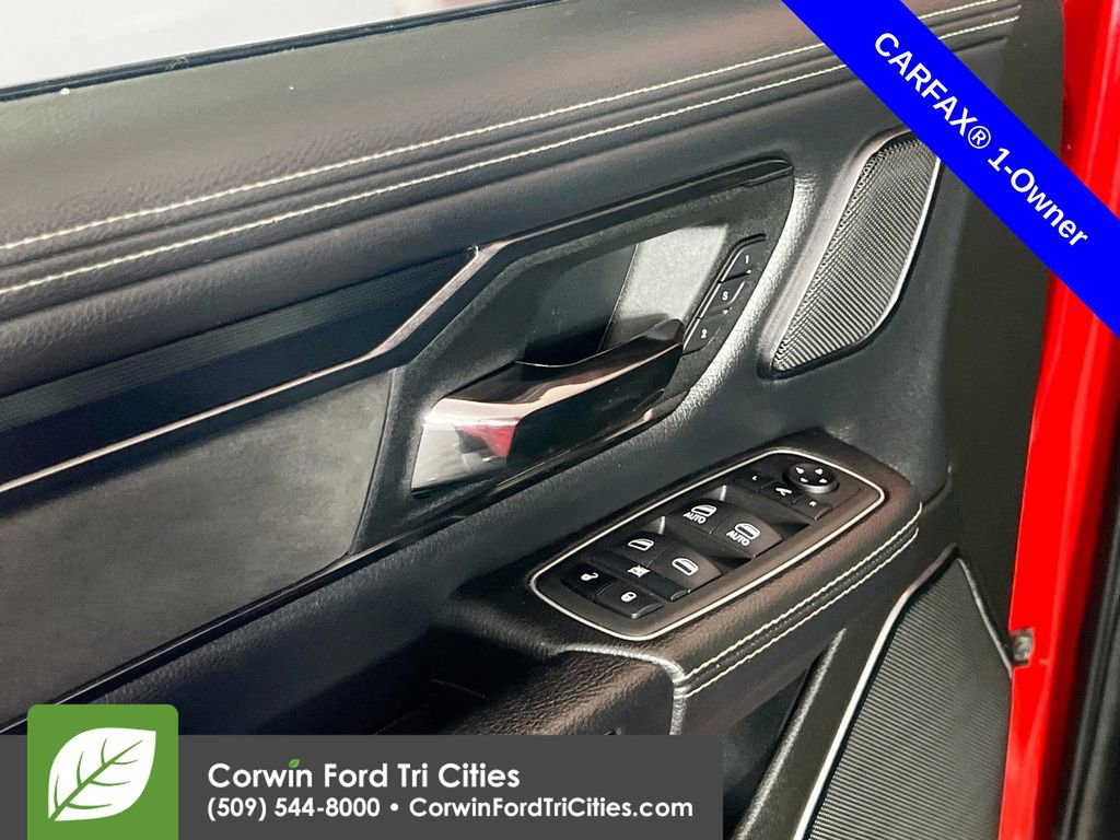 Used 2022 RAM 1500 Laramie AWD/4WD image 12
