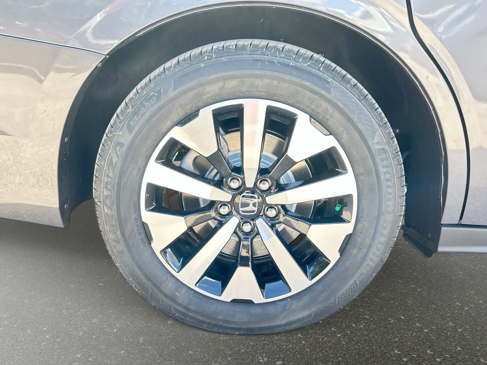 New 2026 Honda Odyssey EX-L image 5