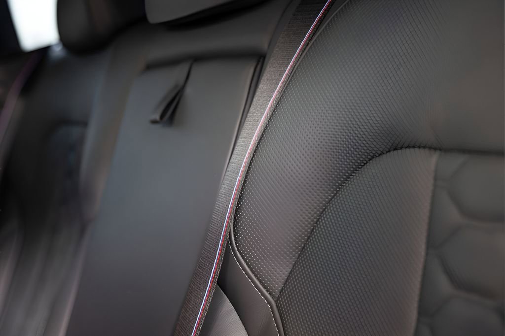 Used 2021 BMW X6 M w/ Competition Package image 57