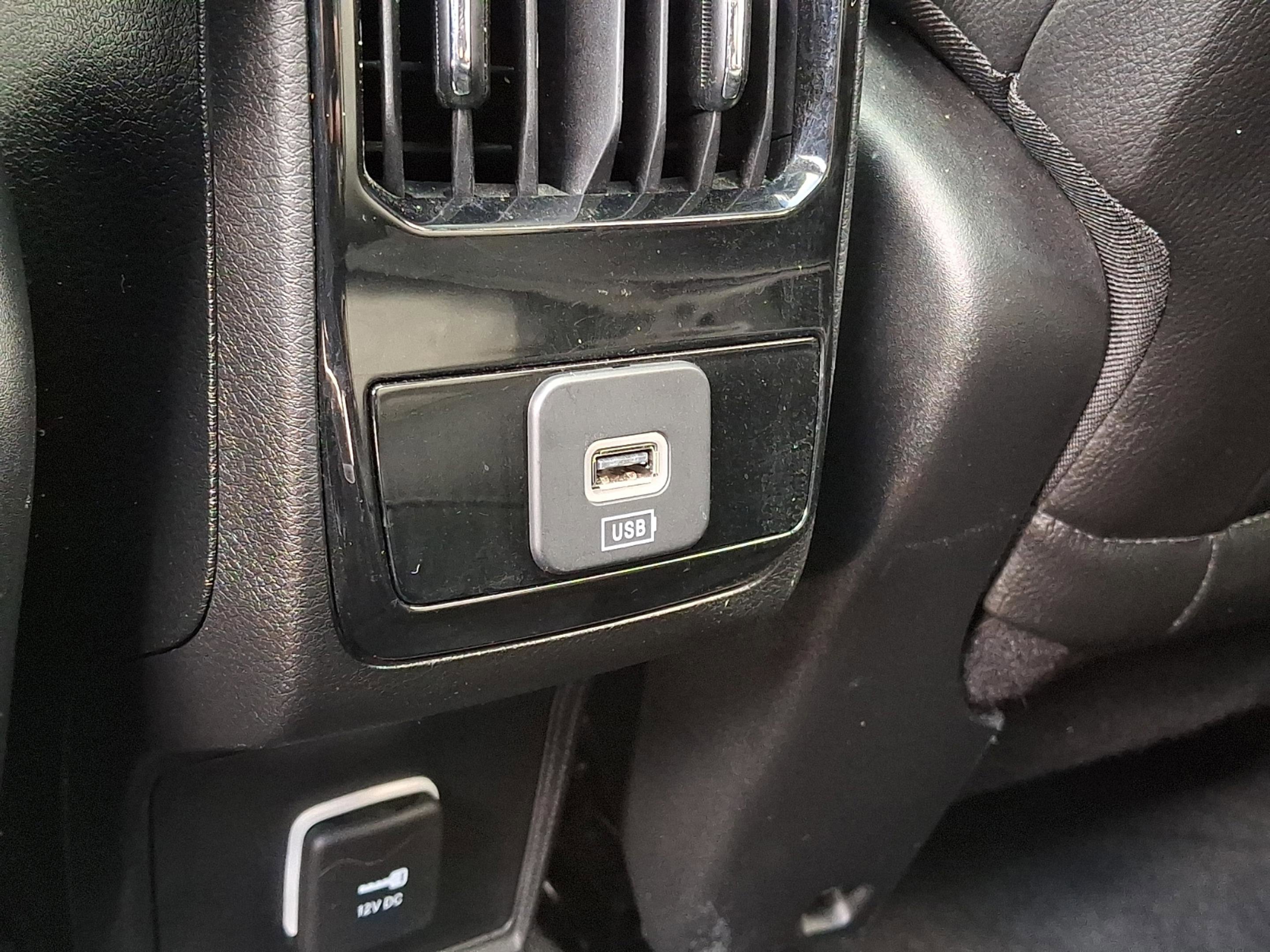 Certified 2023 Jeep Compass Latitude w/ Sun and Sound Group image 12