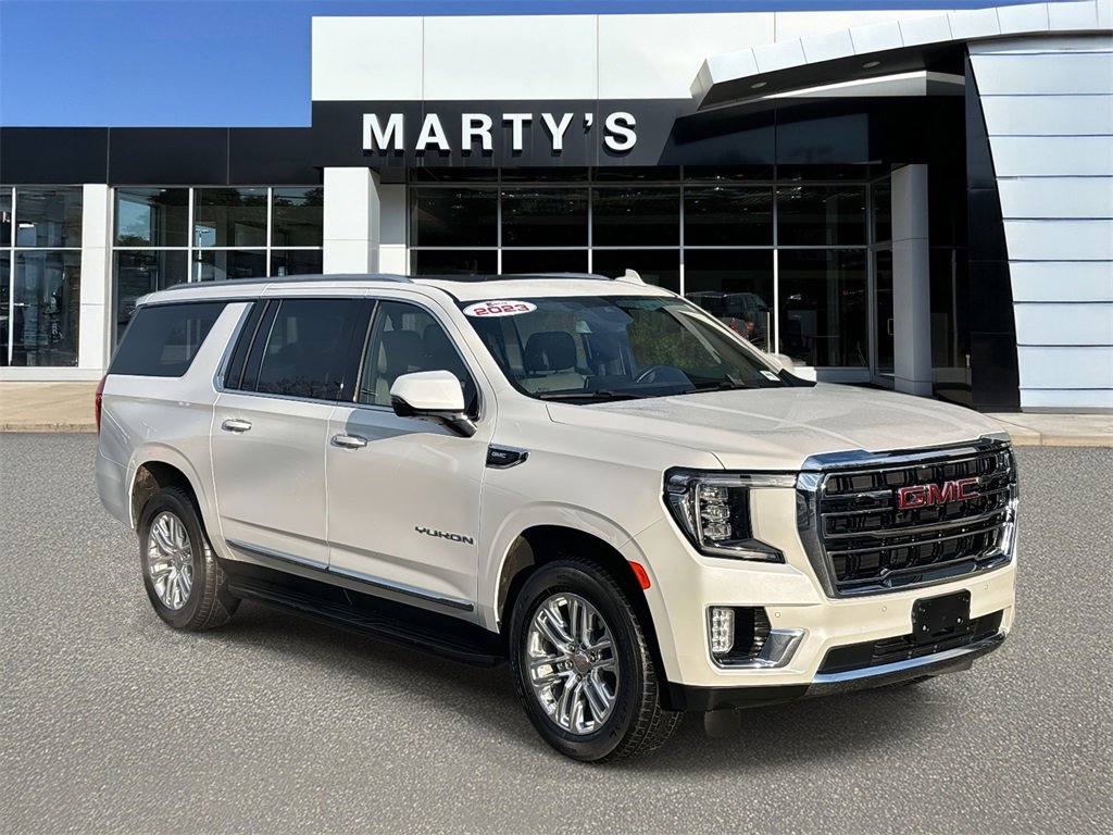 Used 2023 GMC Yukon XL SLT w/ SLT Luxury Package