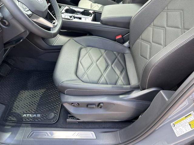 New 2026 Volkswagen Atlas SE image 11