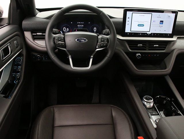 New 2026 Ford Explorer Platinum w/ LUX Leather Package image 15