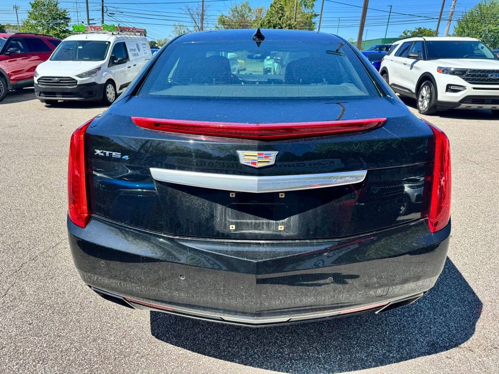 Used 2016 Cadillac XTS Platinum AWD/4WD image 4