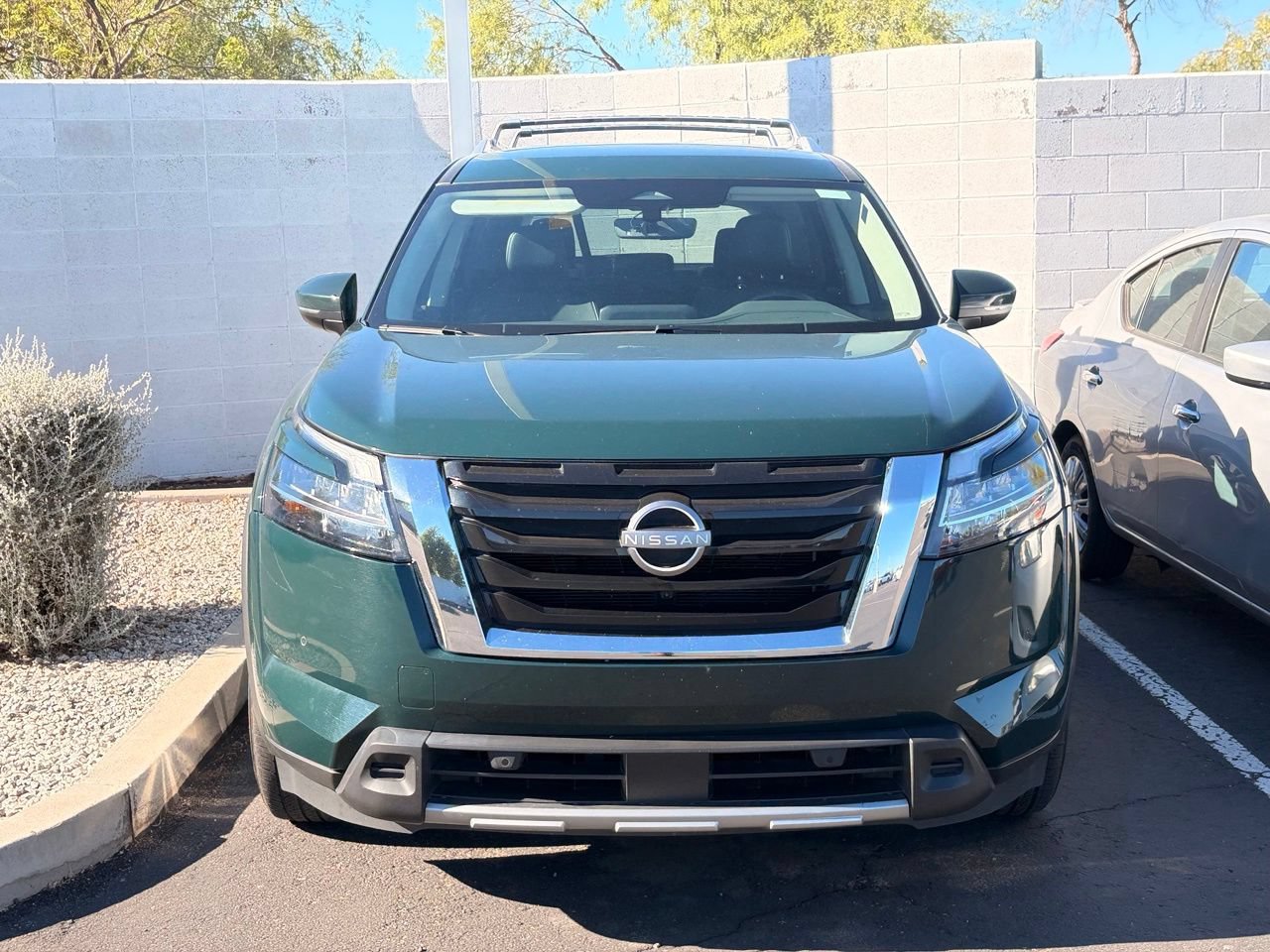 Certified 2023 Nissan Pathfinder SL FWD image 3