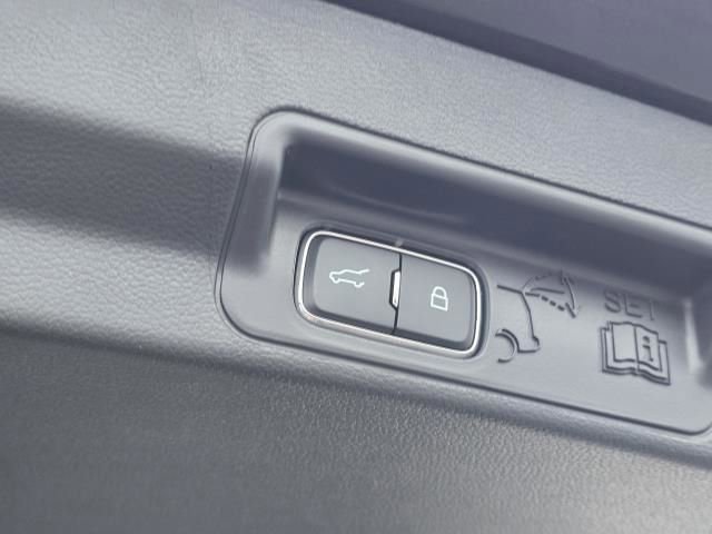 New 2026 Ford Explorer ST-Line image 13