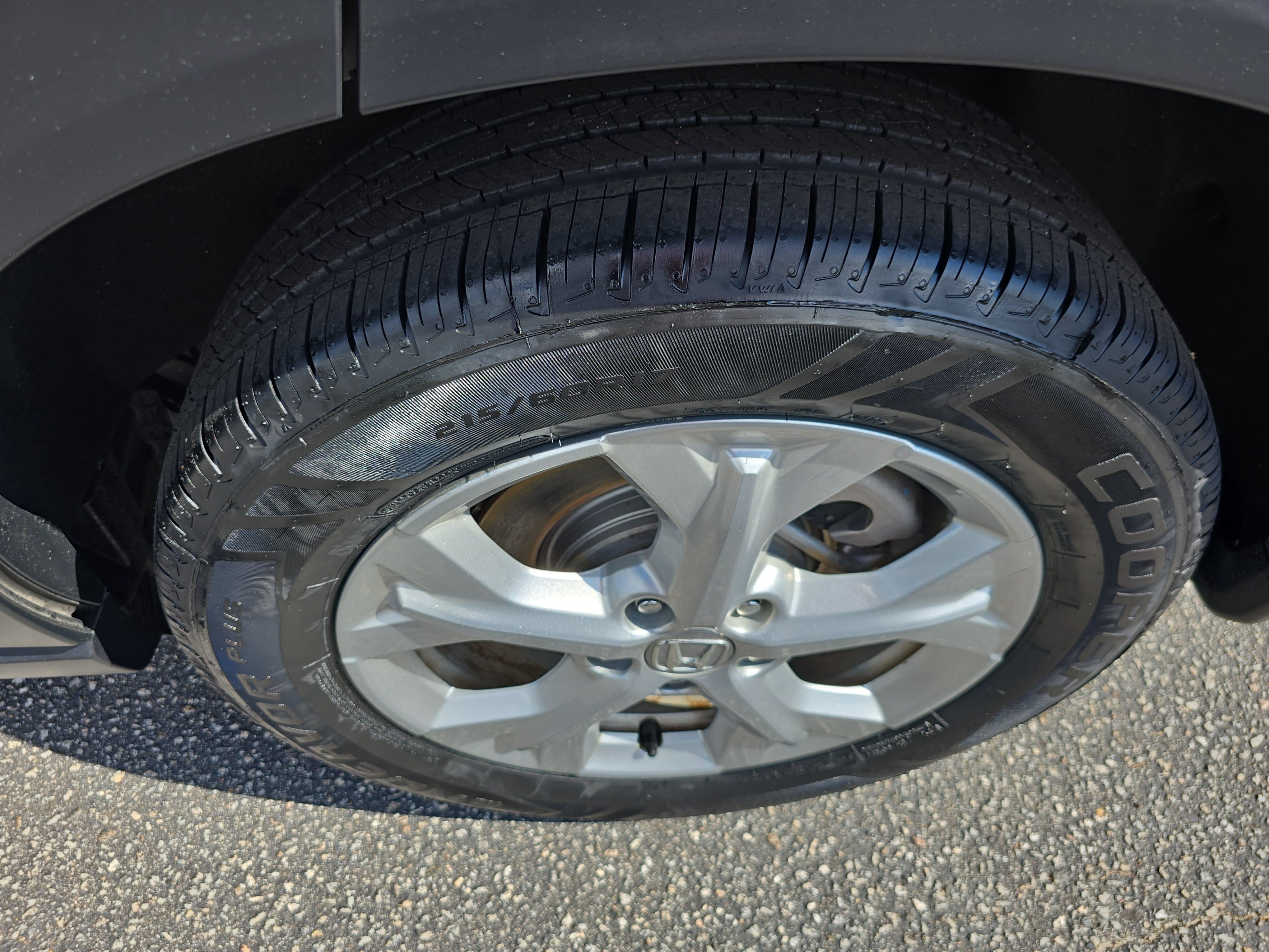 Certified 2025 Honda HR-V LX image 31