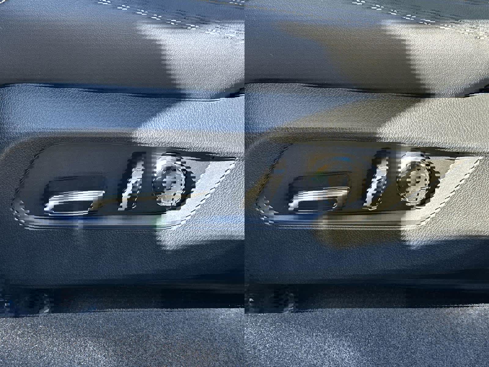 Certified 2024 Acura TLX w/ Technology Package image 23