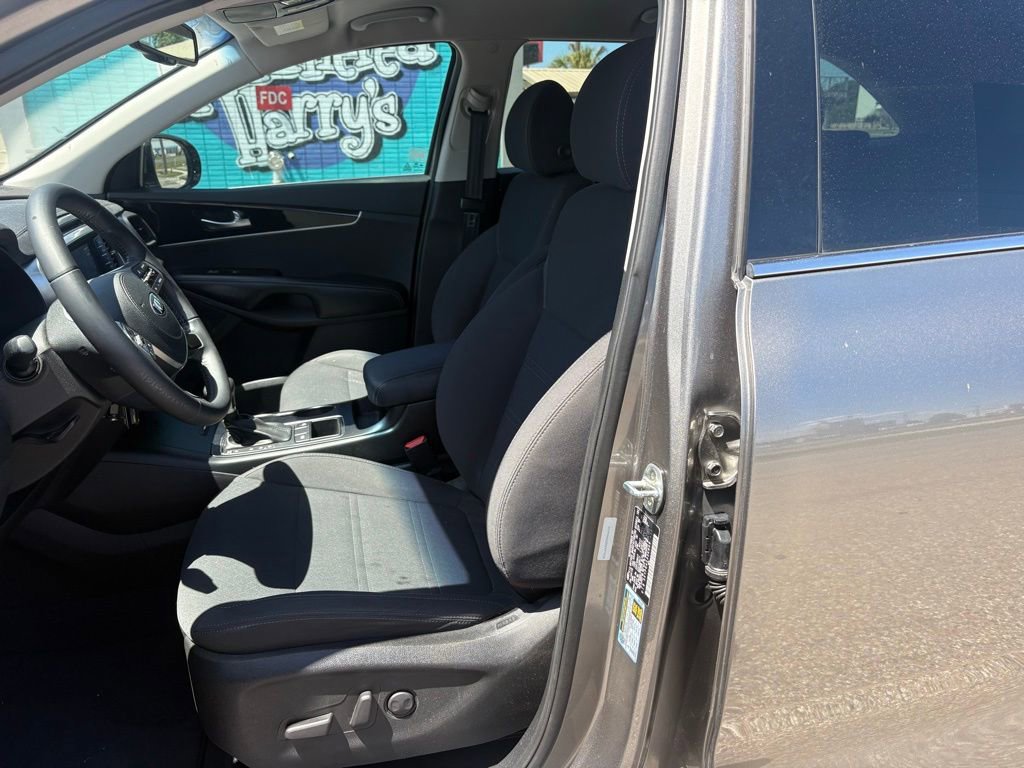 Used 2019 Kia Sorento LX w/ Option Group 020 image 9