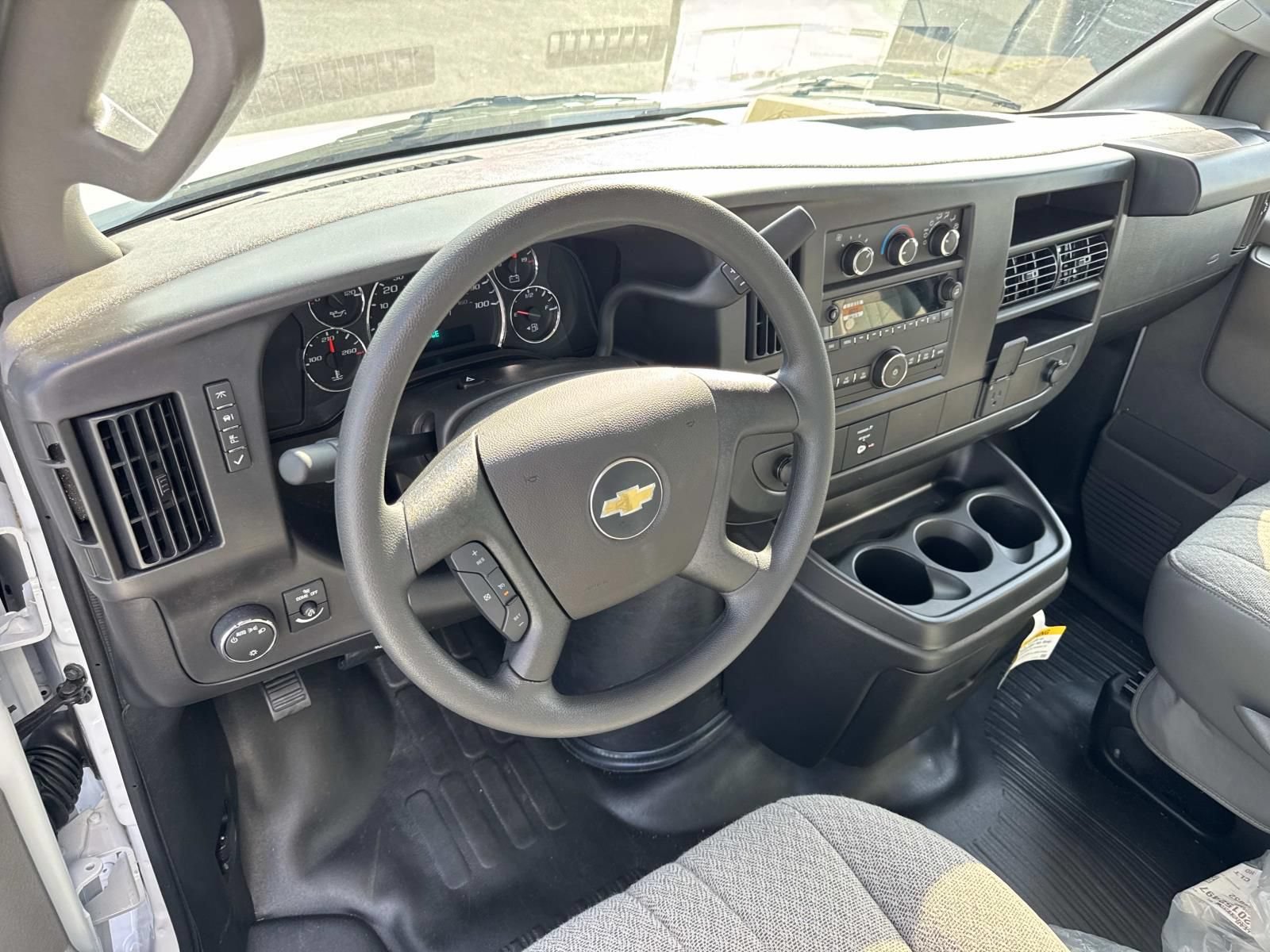 New 2026 Chevrolet Express 4500 w/ Power Convenience Package RWD image 18