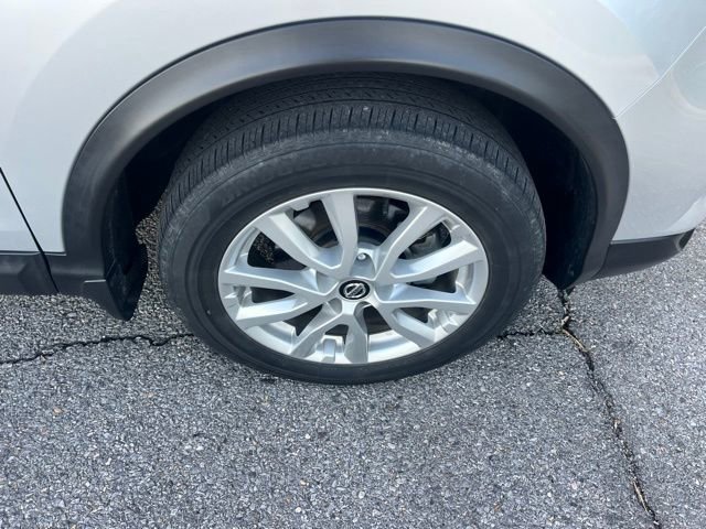 Used 2020 Nissan Rogue Sport SV image 9