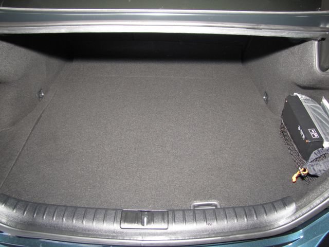 Used 2023 Genesis G70 2.0T RWD image 16