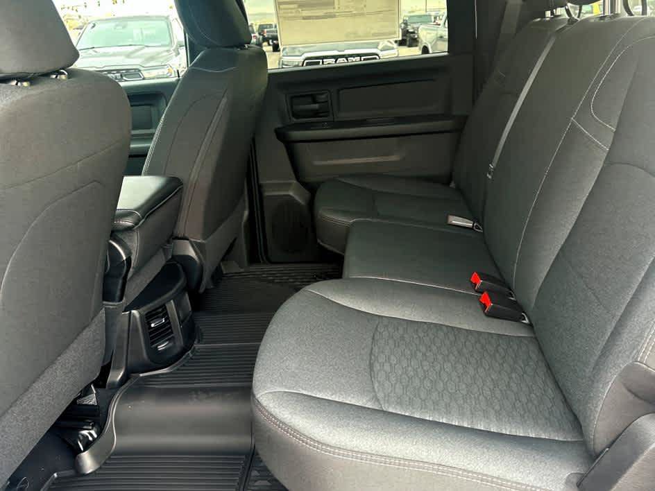 New 2026 RAM 3500 Tradesman AWD/4WD image 30