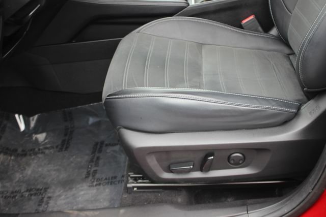 Used 2024 Mitsubishi Outlander SE image 19