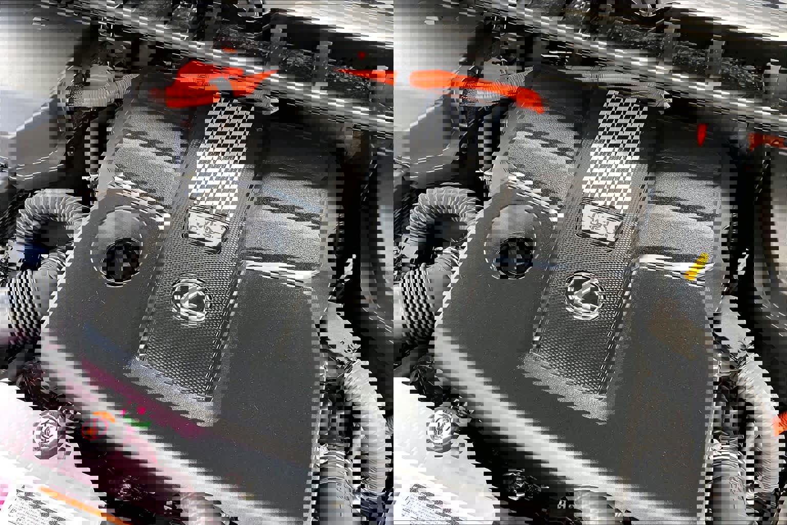 New 2026 Lexus LX 700h Luxury image 18