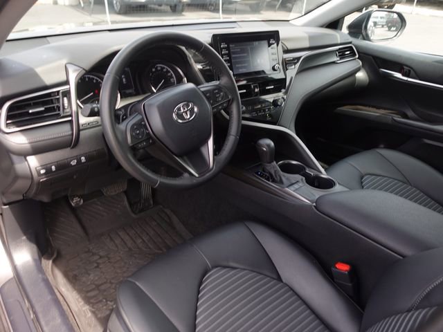 Used 2022 Toyota Camry SE w/ Convenience Package FWD image 12
