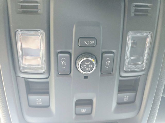 Used 2025 Chevrolet Tahoe RST w/ Comfort Package AWD/4WD image 32