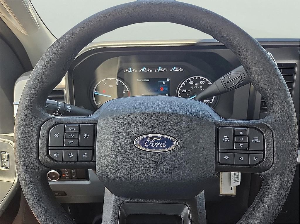 New 2025 Ford F600 4x4 Regular Cab Super Duty w/ XL Chrome Package image 19