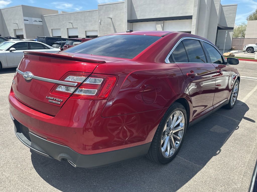 Used 2017 Ford Taurus Limited FWD image 3