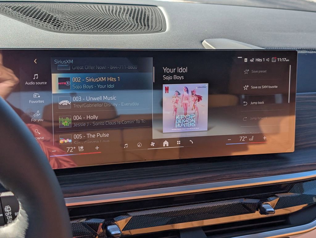 New 2026 BMW X5 xDrive50e w/ Premium Package image 27