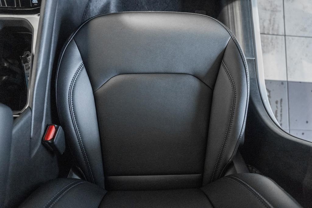 New 2026 Jeep Compass Limited w/ Sun, Sound & Navigation Group image 32