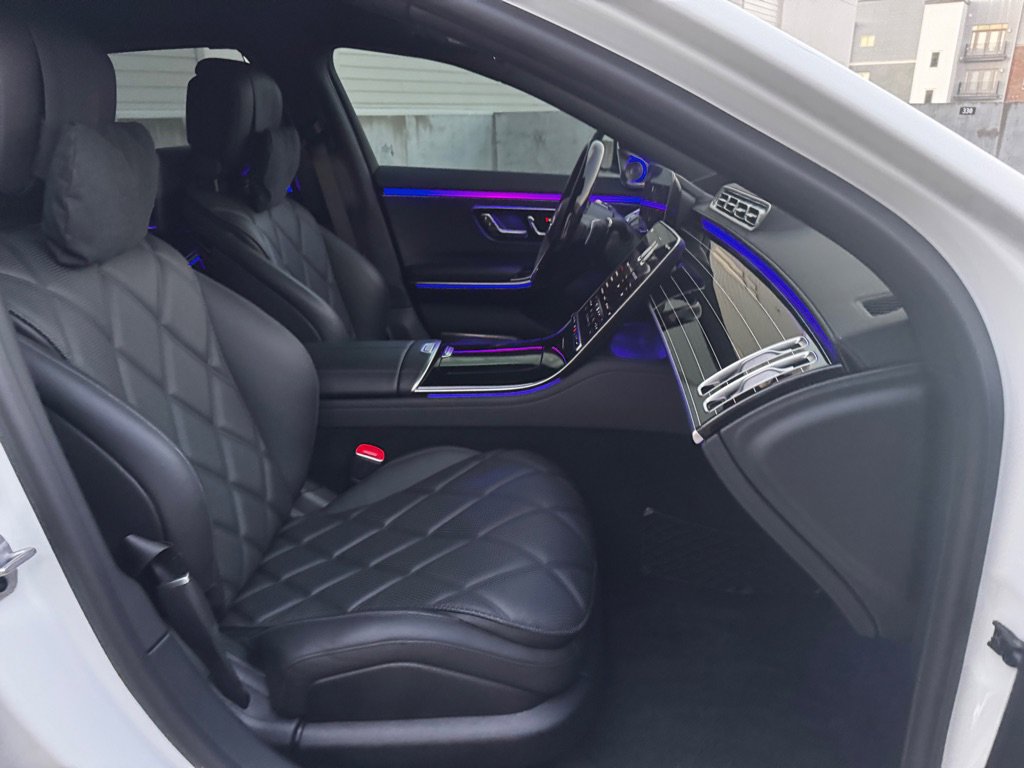 Used 2024 Mercedes-Benz Maybach S 580 4MATIC image 40