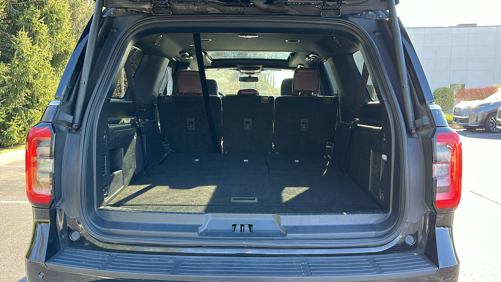 Used 2024 Ford Expedition Max Limited image 7