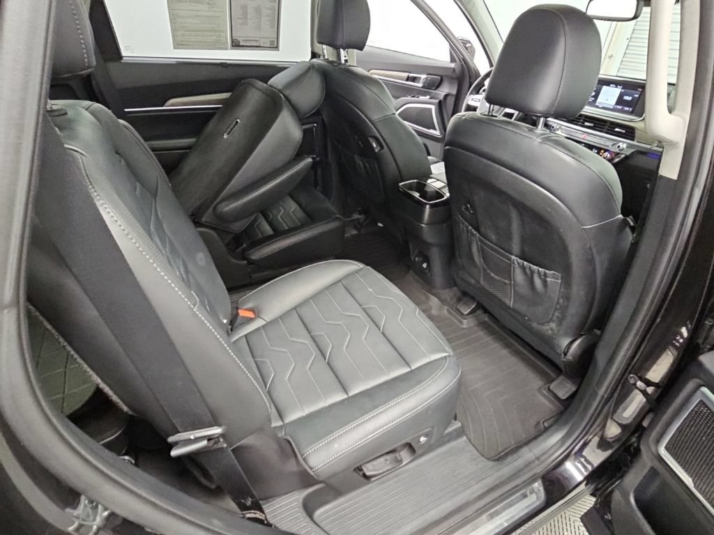 Used 2020 Kia Telluride SX w/ SX Prestige Package AWD/4WD image 39